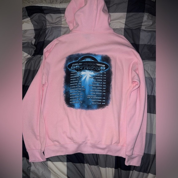 Rauw Alejandro concert hoodie - Picture 3 of 5